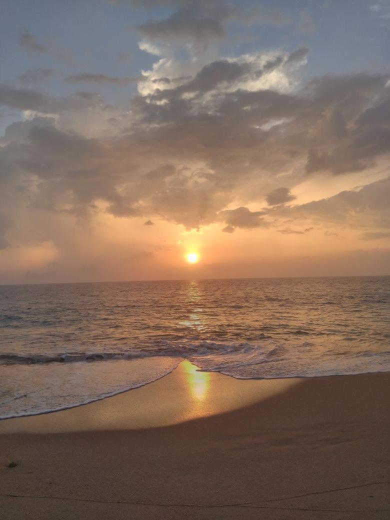 Rainbow Beach Resort Ambalangoda  Exterior photo