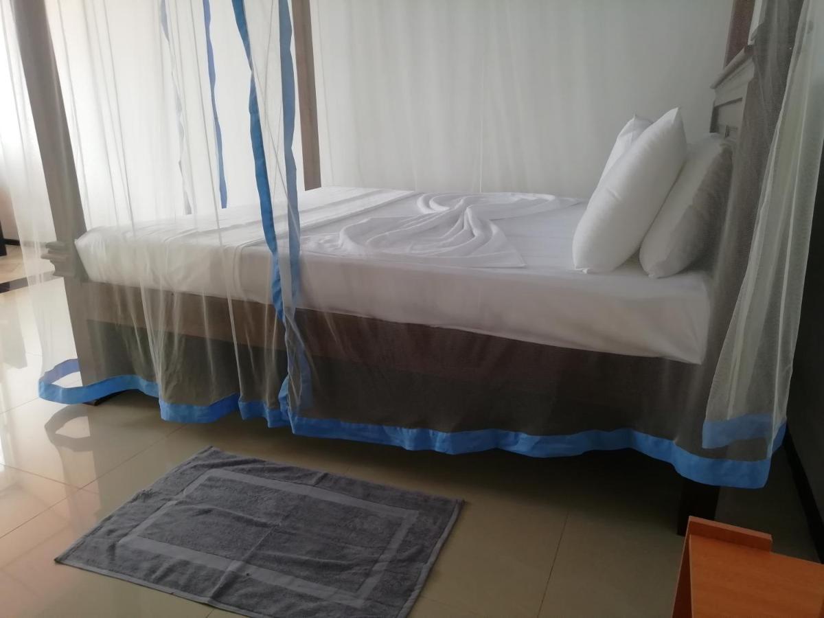Rainbow Beach Resort Ambalangoda  Exterior photo